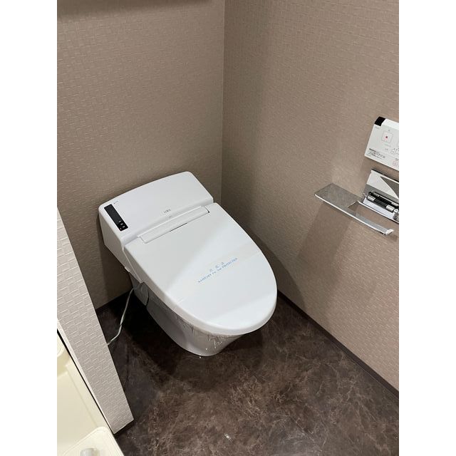 ロアール千鳥町駅前のトイレ写真