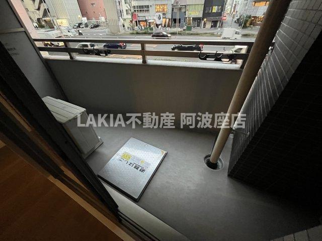 地下鉄千日前線 阿波座駅 徒歩4分 15階建 築12年の内装写真