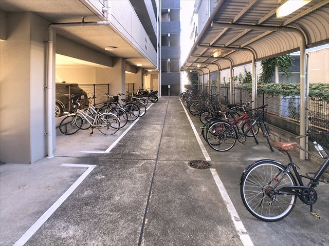 ロイヤルステージ吉塚の外観写真