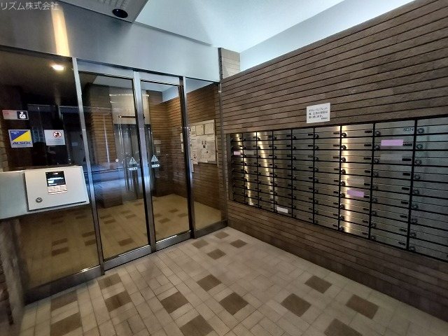 マンションアクロス西巣鴨の外観写真
