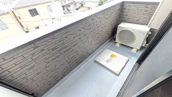 バルコニー　※別の部屋の写真です。