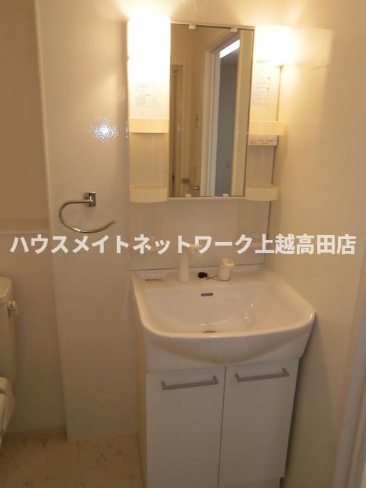 洗面設備　洗髪洗面化粧台