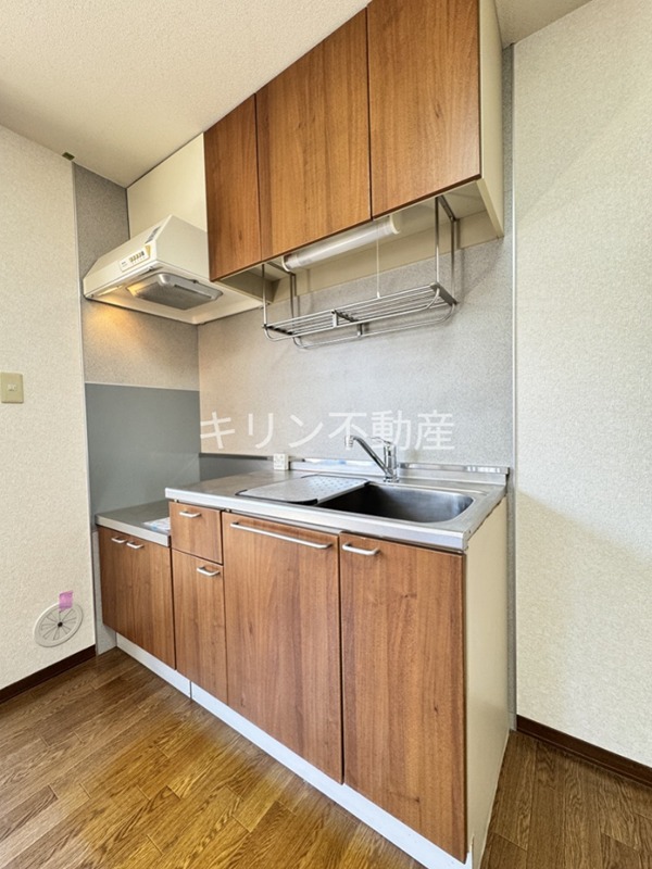 キッチン　同建会社同モデル