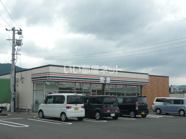 コンビニ　セブンイレブン 指宿市役所前店（コンビニ）まで235m