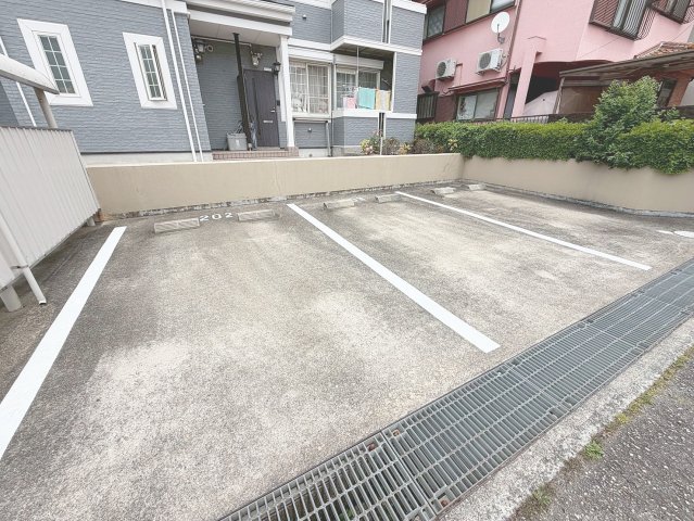 駐車場　駐車場があります