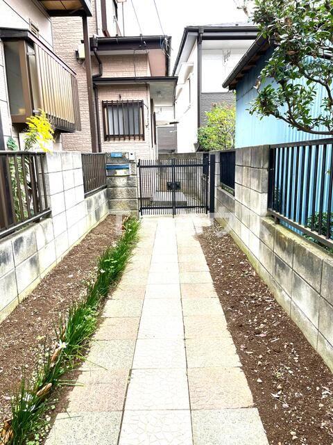 ミロメゾン市川宮久保2丁目の外観写真