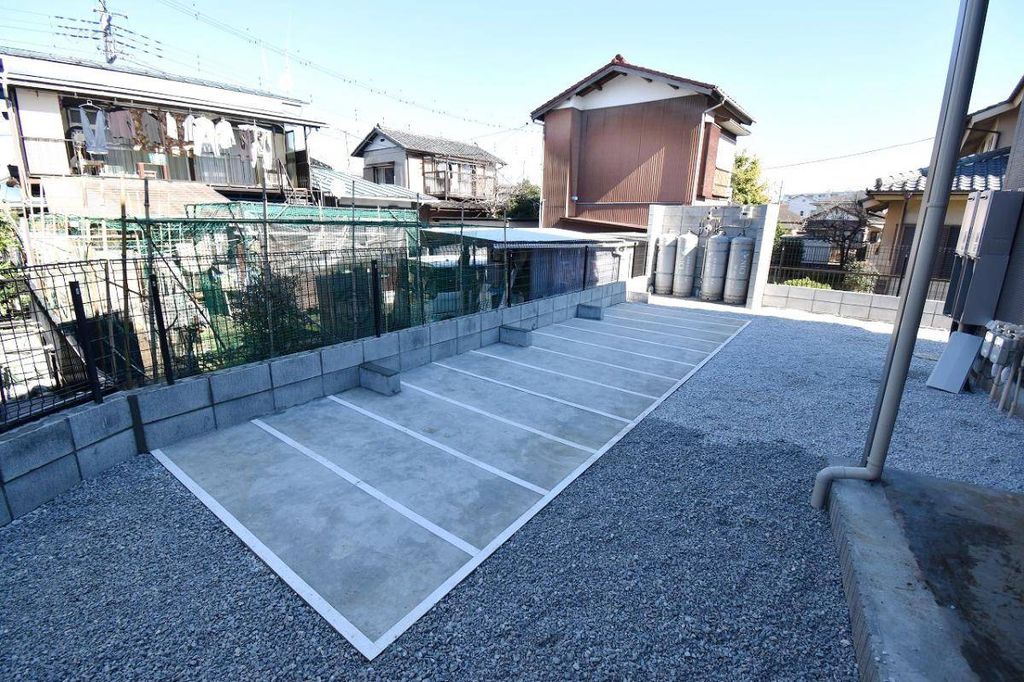 その他　バイク置き場