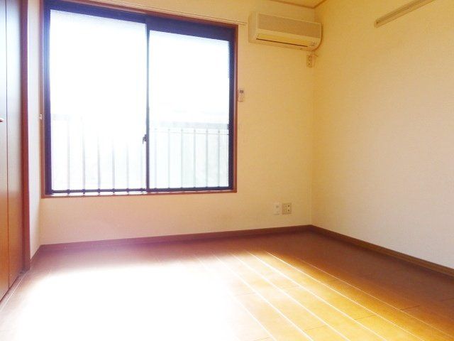 その他部屋・スペース　★明るい洋室★