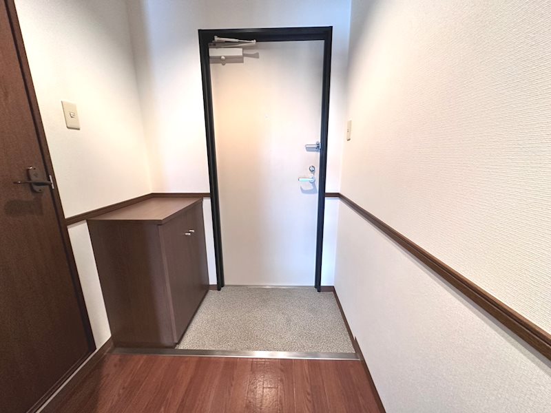 メゾンドララバイIIの玄関写真