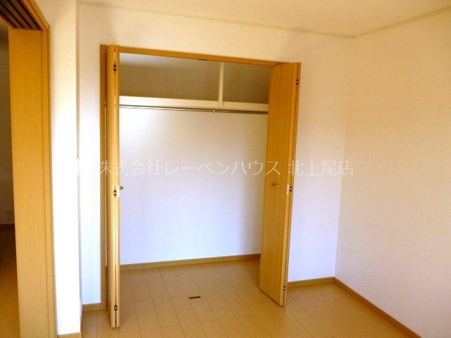 収納　お問合せは048-772-8202
