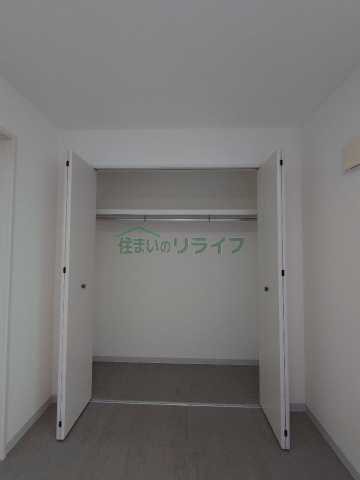 収納　アンベリール四谷坂町