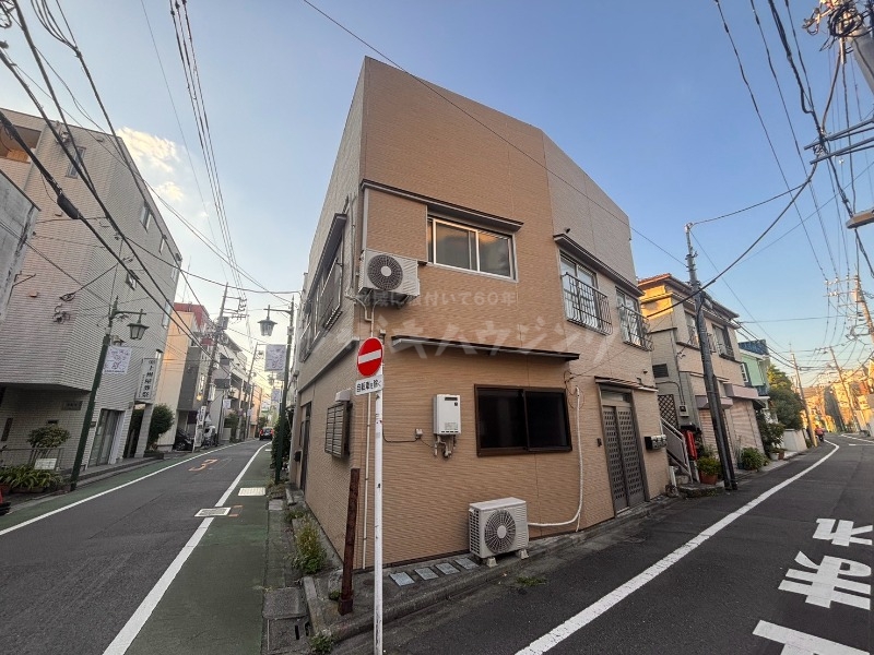 スカイコートの外観写真