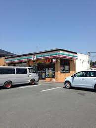 コンビニ　セブンイレブン静岡菊川インター店（コンビニ）まで352m