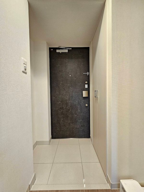 ディアレイシャス浅間町IIIの玄関写真