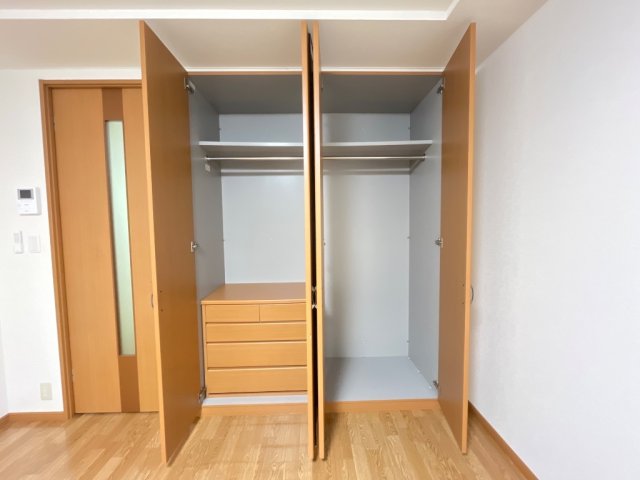 収納　クローゼット