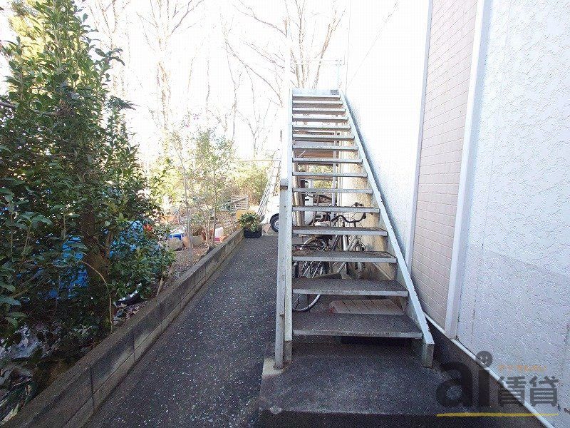 西武新宿線 花小金井駅 徒歩29分 2階建 築42年の外観写真
