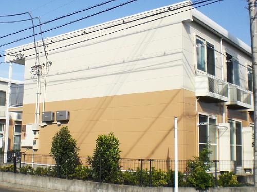 レオパレスサンプラザIIの外観写真