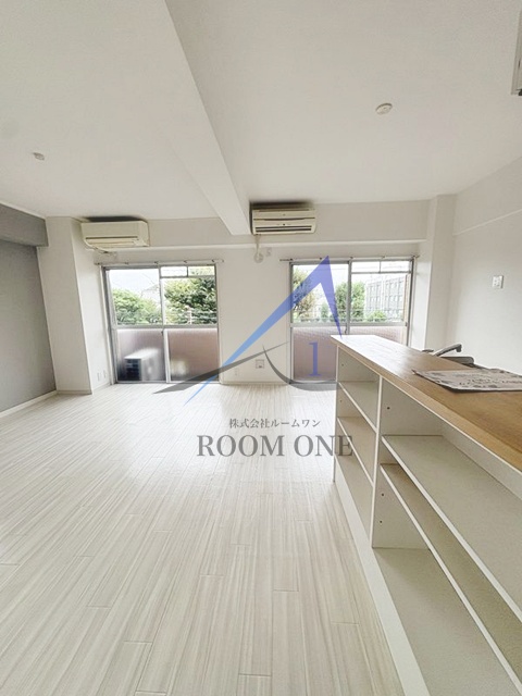 居室・リビング　洋室のお部屋です。