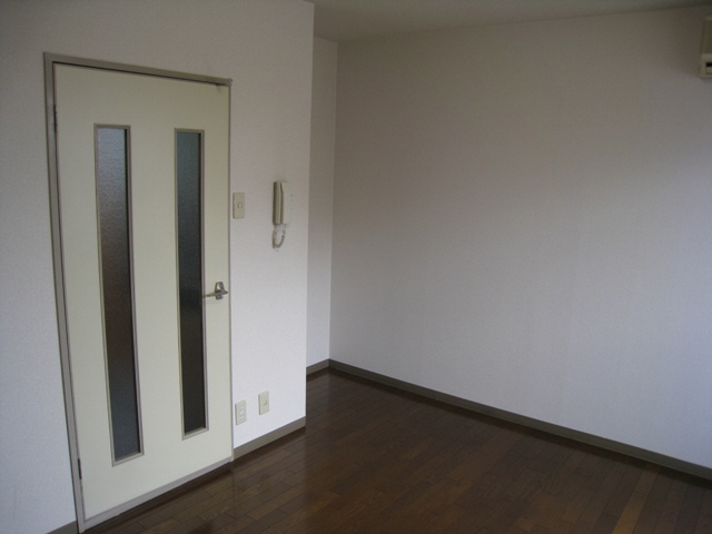 居室・リビング　写真は同マンションの別のお部屋のものです