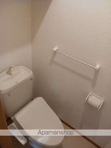 ＪＲ横須賀線 逗子駅 バス乗車時間：27分 最寄りバス停で下車 徒歩4分 2階建 築19年のトイレ写真
