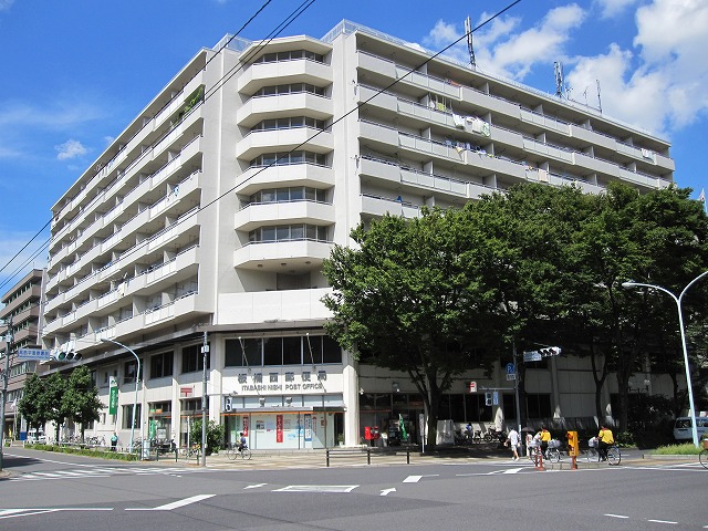 【板橋区高島平のマンションの郵便局】