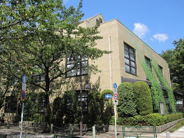 【板橋区高島平のマンションの図書館】