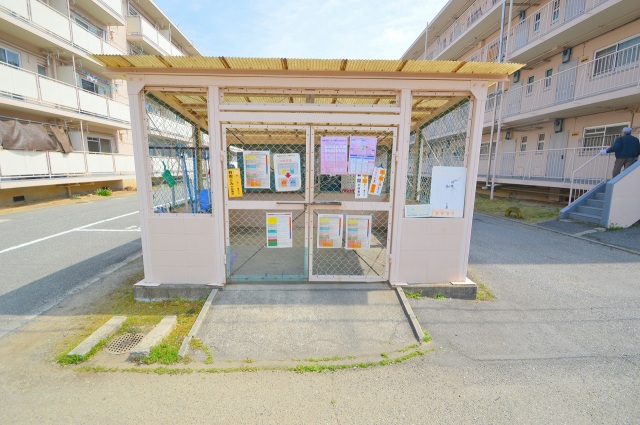 【東広島市八本松飯田のマンションのコンビニ】