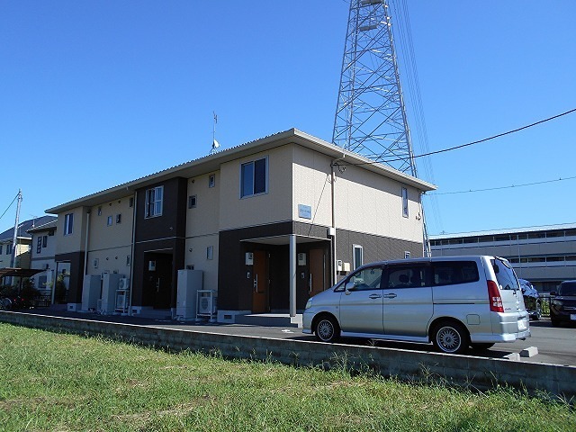 若宮ハイツ坂下の建物外観