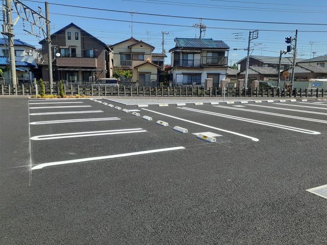 【加須市馬内のアパートの駐車場】