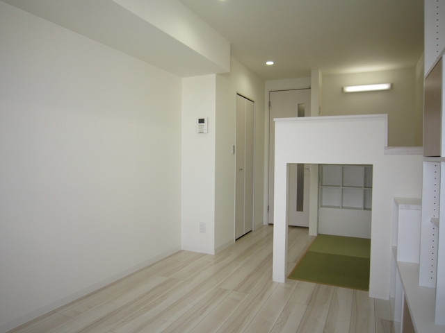 居室・リビング　お洒落な1Ｋ＋Ｓのお部屋です。