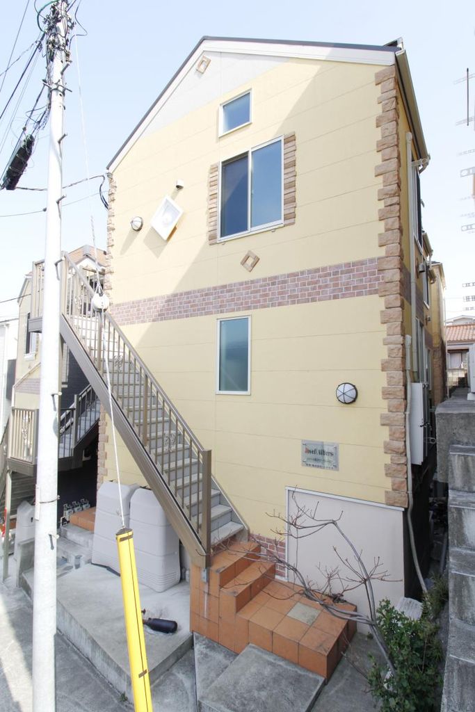神奈川県横浜市鶴見区岸谷１（アパート）の賃貸物件の外観