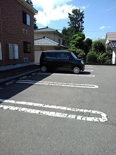 【オリゾン朝陽Ｂの駐車場】