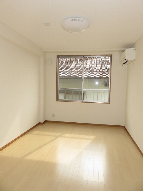 居室・リビング　平成２８年建築オール電化アパート