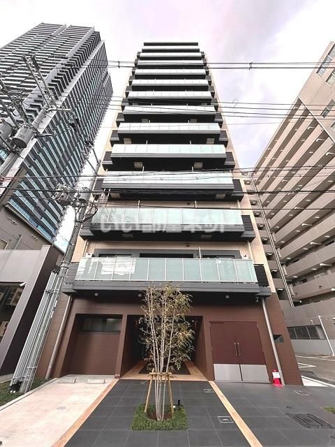 【大阪市西区南堀江のマンションの建物外観】