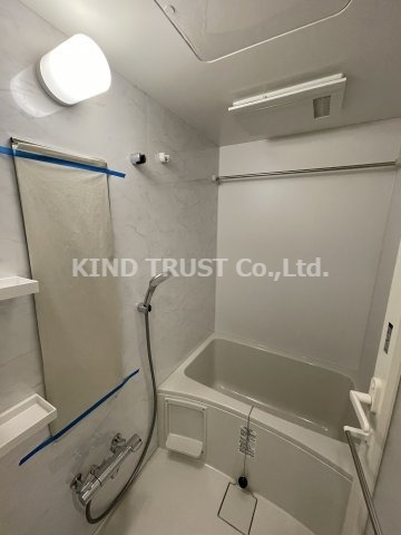 バス・シャワールーム　お風呂で日々の疲れを落としましょう