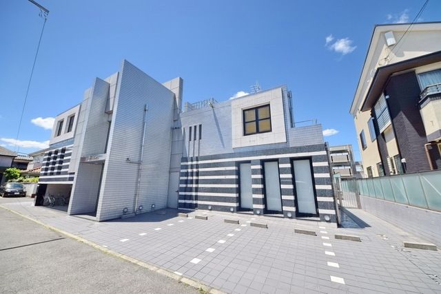 建物外観　★小田急線和泉多摩川駅から徒歩5分の所にあります★