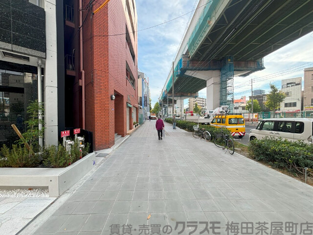 その他　周辺道路（その他）まで10m