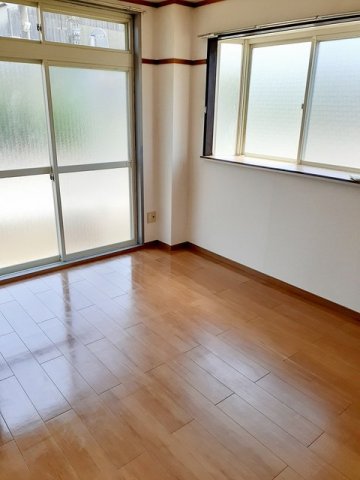 居室・リビング　明るい室内です☆