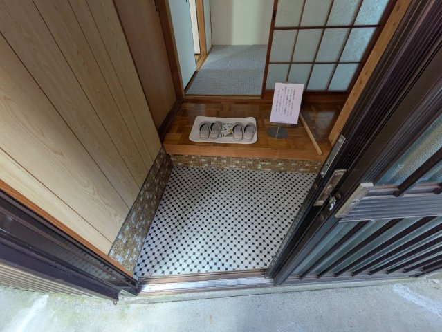 玄関　2025年7月撮影