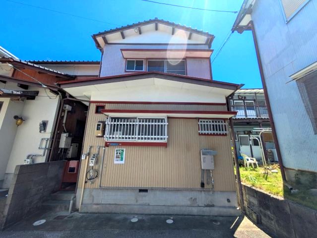 建物外観　2025年7月撮影