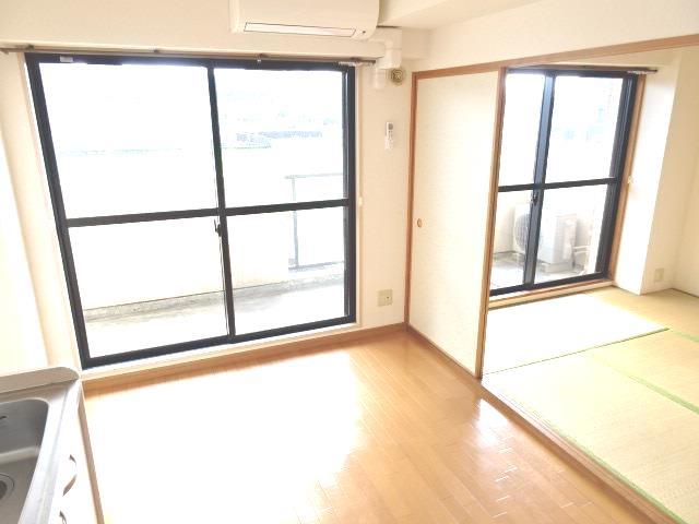 居室・リビング　ダイニングキッチン