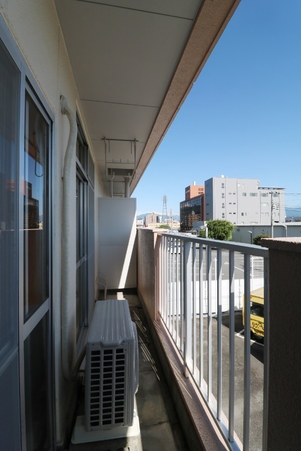 バルコニー　バルコニー