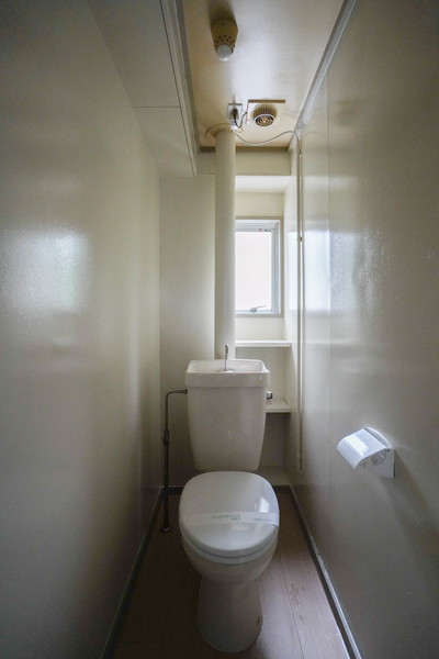 トイレ　同じ建物の別なお部屋