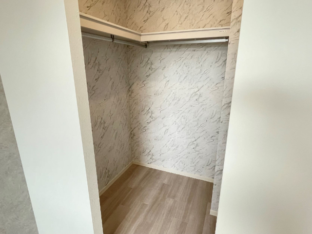 収納　ウォークインクローゼット