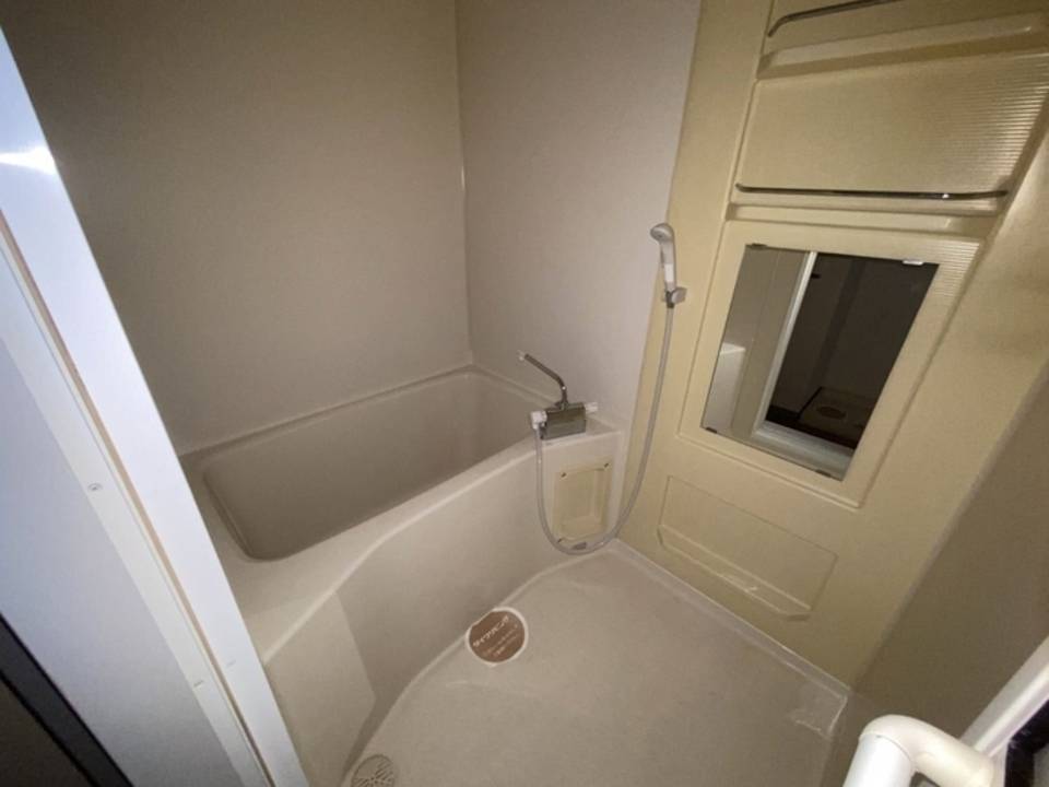 バス・シャワールーム　浴室