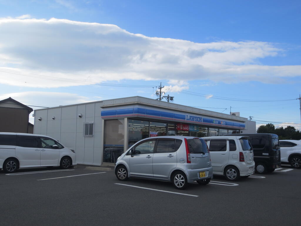 コンビニ　ローソン一宮萩原町富田方店（コンビニ）まで1367m