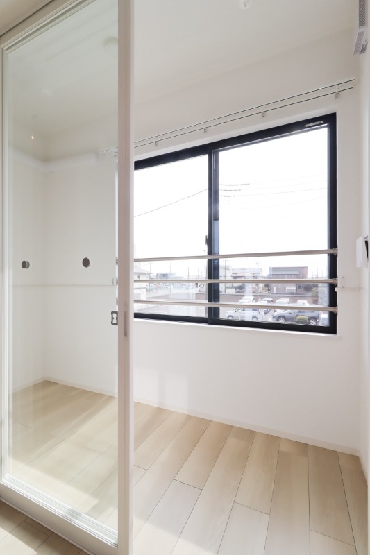 バルコニー　図面と現状に相違がある場合には現状を優先