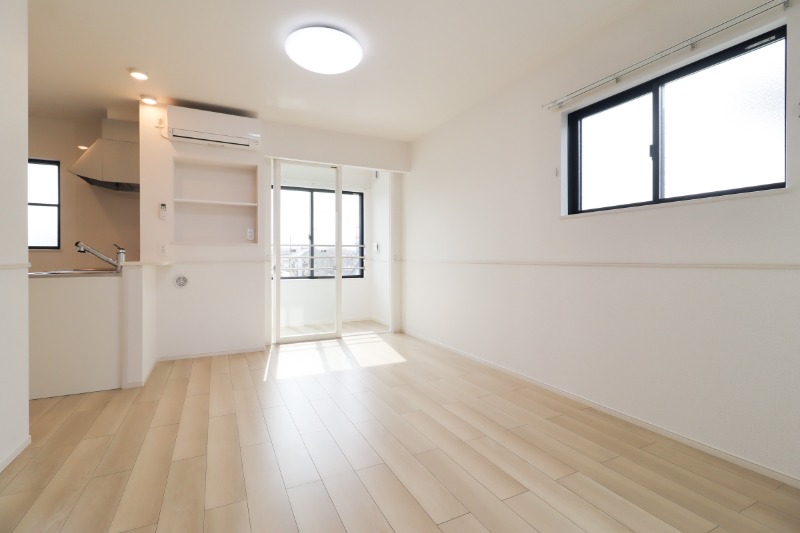 居室・リビング　図面と現状に相違がある場合には現状を優先