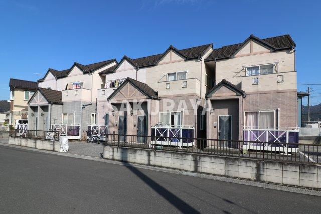 建物外観　現況と異なる場合があります。