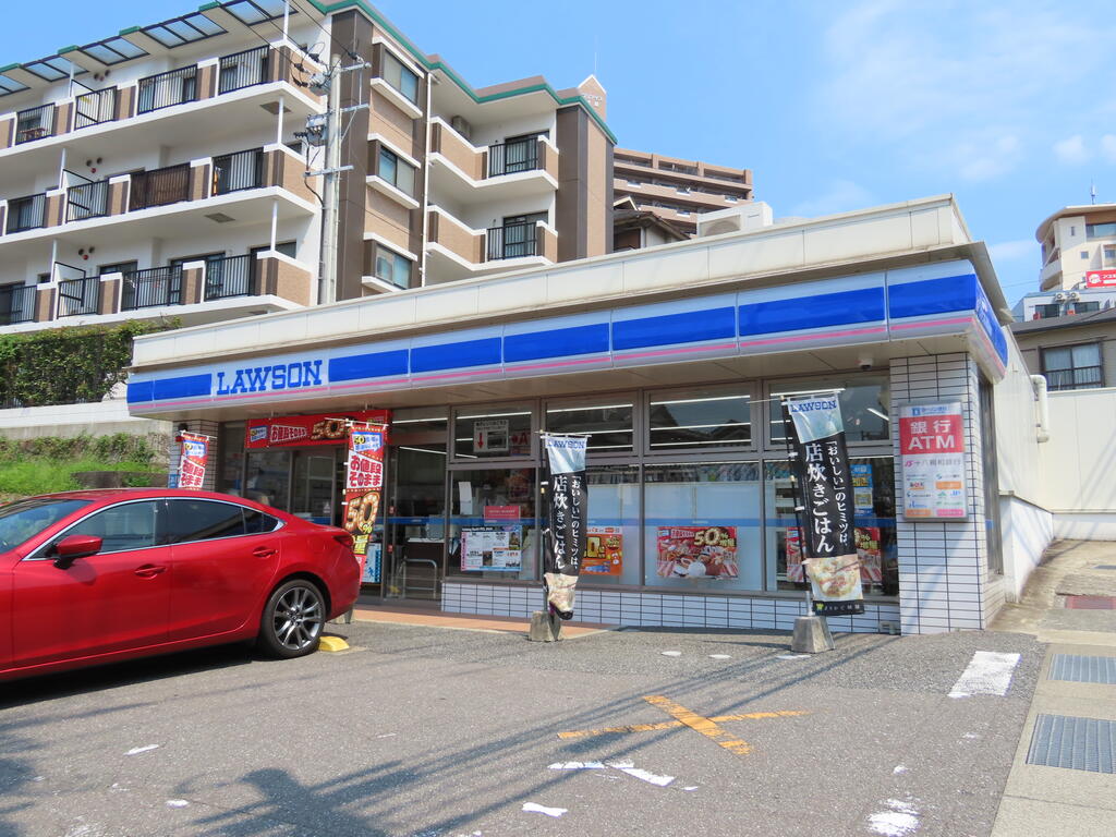 コンビニ　ローソン長崎岩屋町店（コンビニ）まで308m